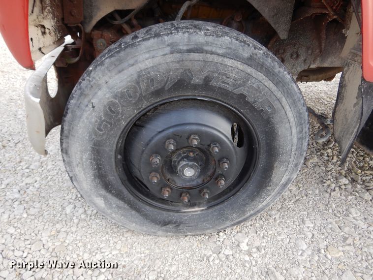 image for item DL6461 1985 Ford LN8000  box truck