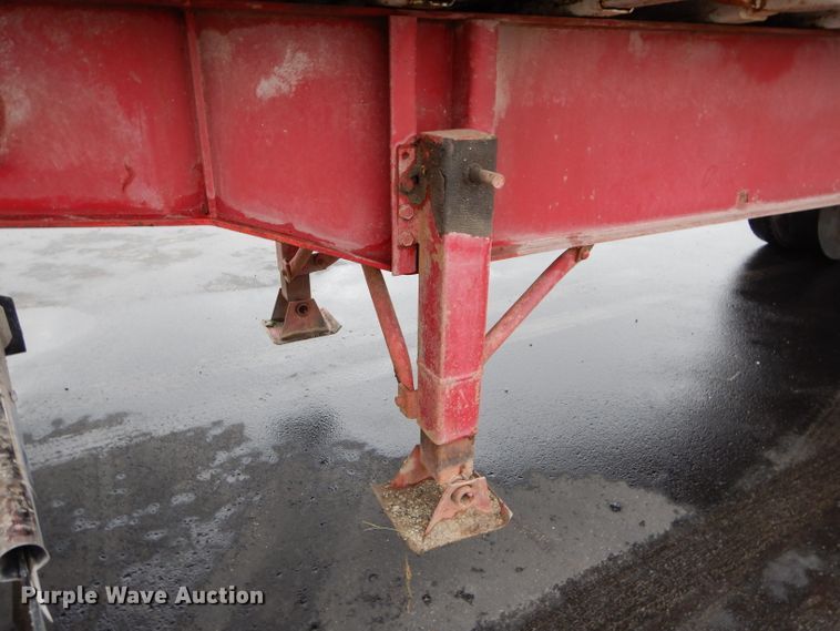 image for item DM0634 1974 Fruehauf  dump trailer