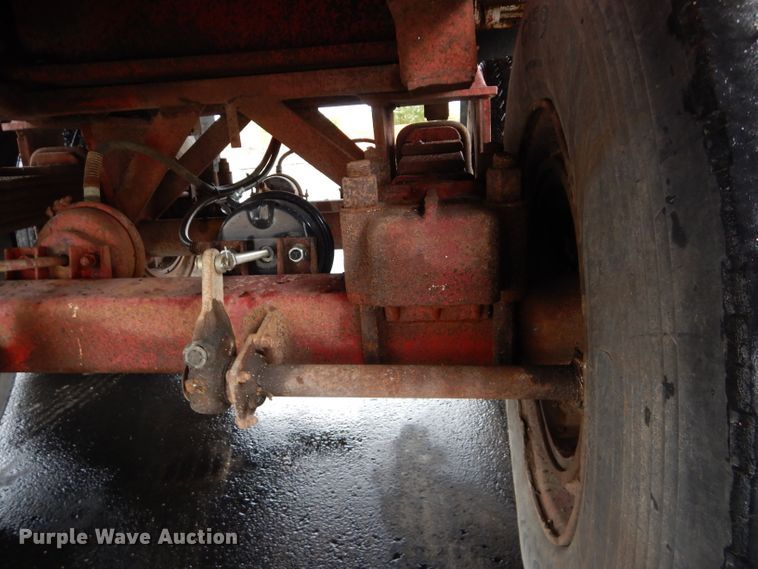 image for item DM0634 1974 Fruehauf  dump trailer