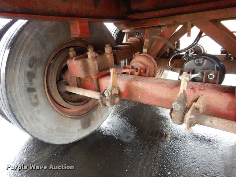 image for item DM0634 1974 Fruehauf  dump trailer
