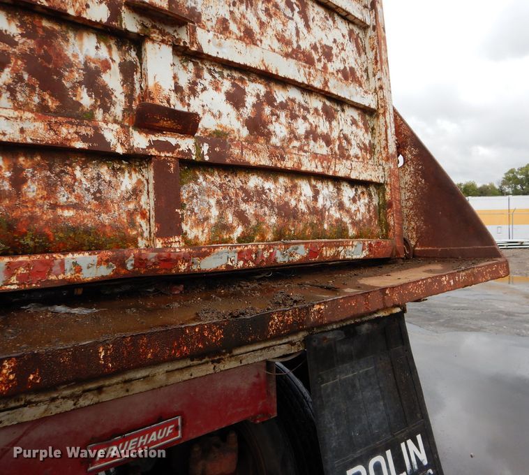 image for item DM0634 1974 Fruehauf  dump trailer