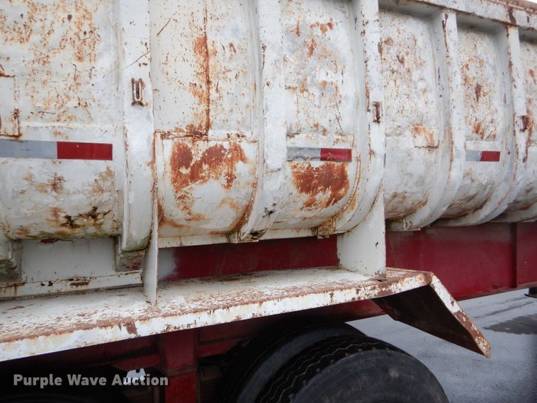 image for item DM0634 1974 Fruehauf  dump trailer