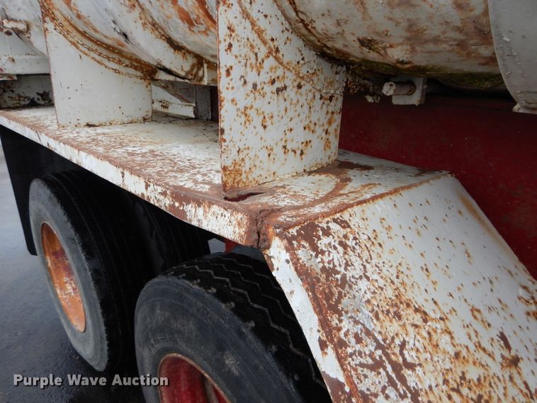 image for item DM0634 1974 Fruehauf  dump trailer