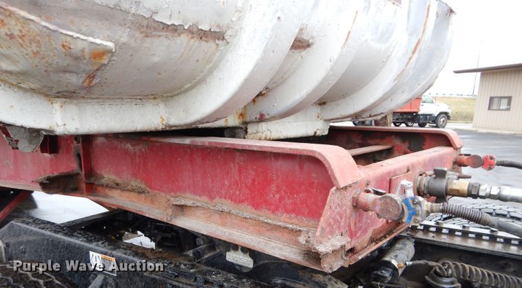 image for item DM0634 1974 Fruehauf  dump trailer