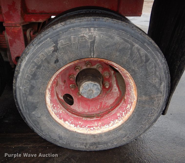 image for item DM0634 1974 Fruehauf  dump trailer