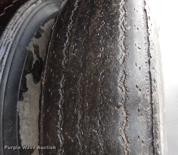 image for item DM0634 1974 Fruehauf  dump trailer