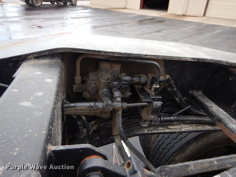 image for item DM0635 1996 Trail King TK1000HDG  lowboy equipment trailer