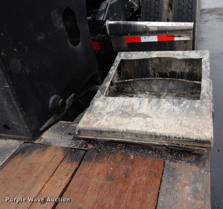 image for item DM0635 1996 Trail King TK1000HDG  lowboy equipment trailer