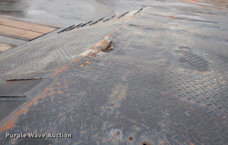 image for item DM0635 1996 Trail King TK1000HDG  lowboy equipment trailer