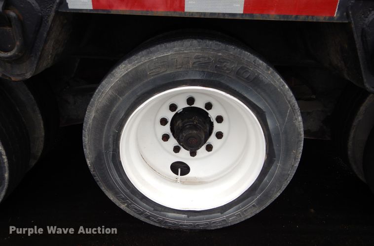 image for item DM0635 1996 Trail King TK1000HDG  lowboy equipment trailer