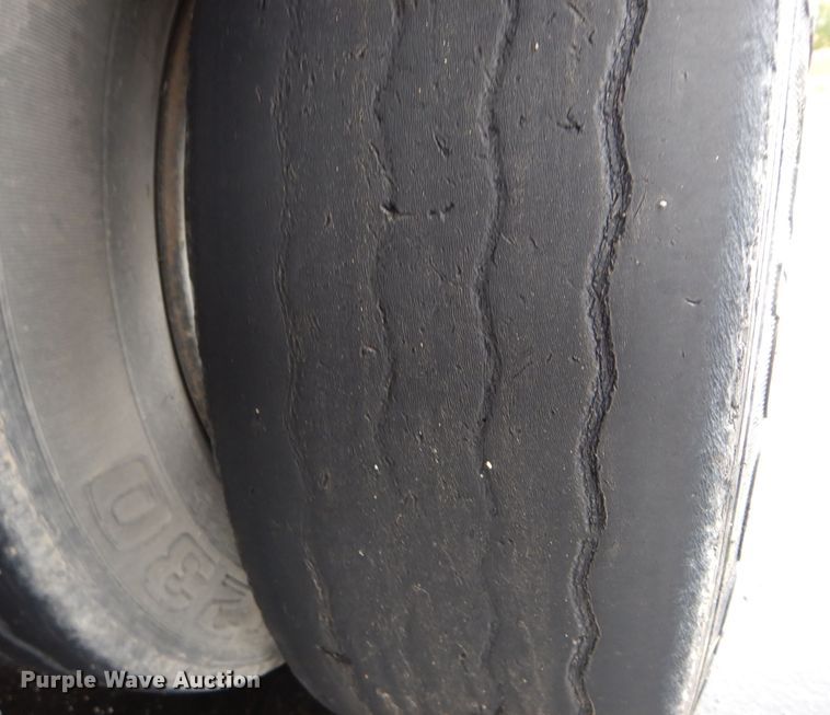 image for item DM0635 1996 Trail King TK1000HDG  lowboy equipment trailer