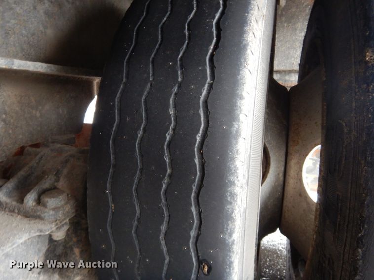 image for item DM0635 1996 Trail King TK1000HDG  lowboy equipment trailer