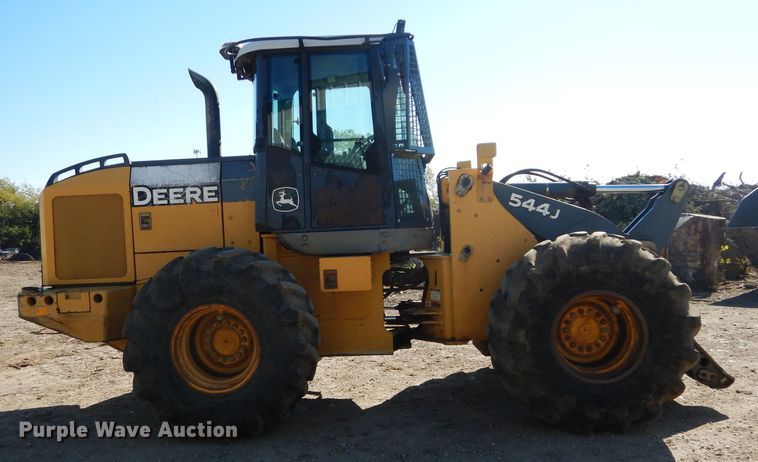 image for item DM0652 2005 John Deere 544J  wheel loader
