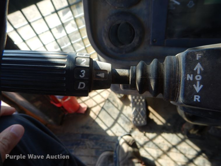 image for item DM0652 2005 John Deere 544J  wheel loader