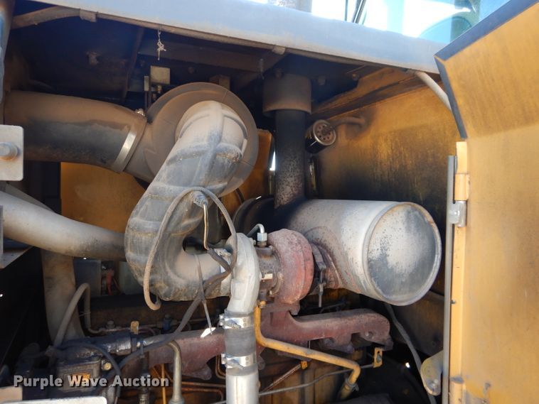 image for item DM0652 2005 John Deere 544J  wheel loader