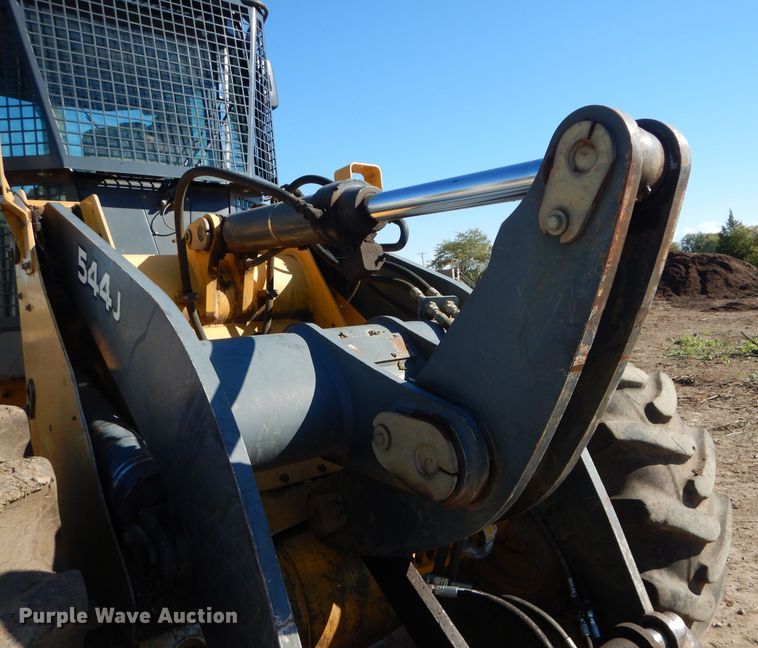 image for item DM0652 2005 John Deere 544J  wheel loader