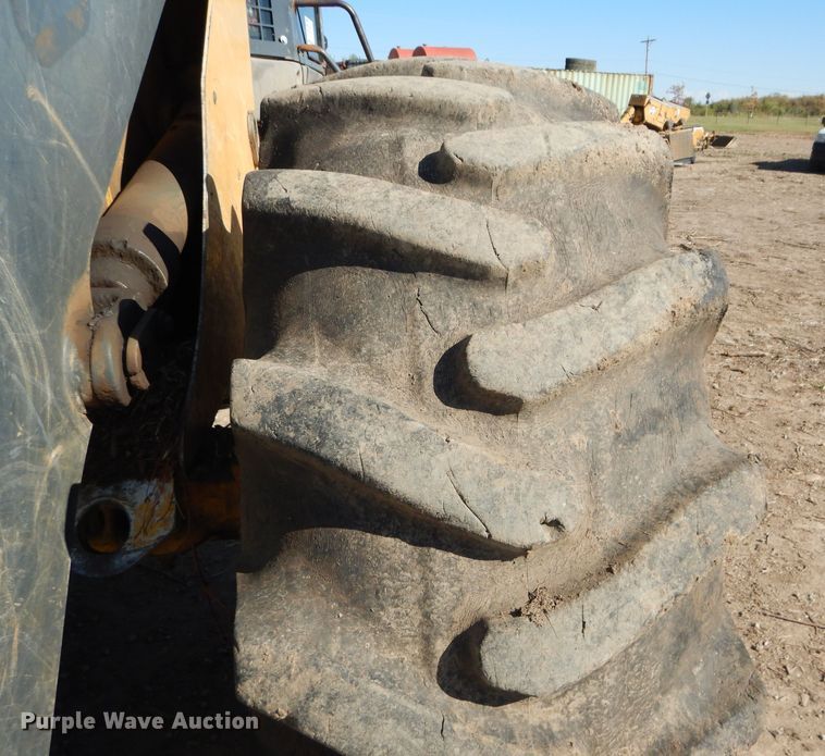 image for item DM0652 2005 John Deere 544J  wheel loader
