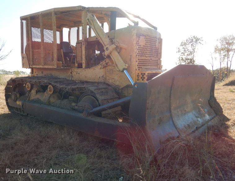 image for item DM0662 1964 Allis-Chalmers HD-21  dozer