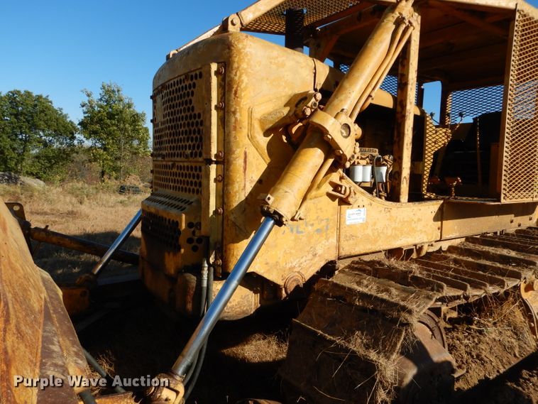 image for item DM0662 1964 Allis-Chalmers HD-21  dozer