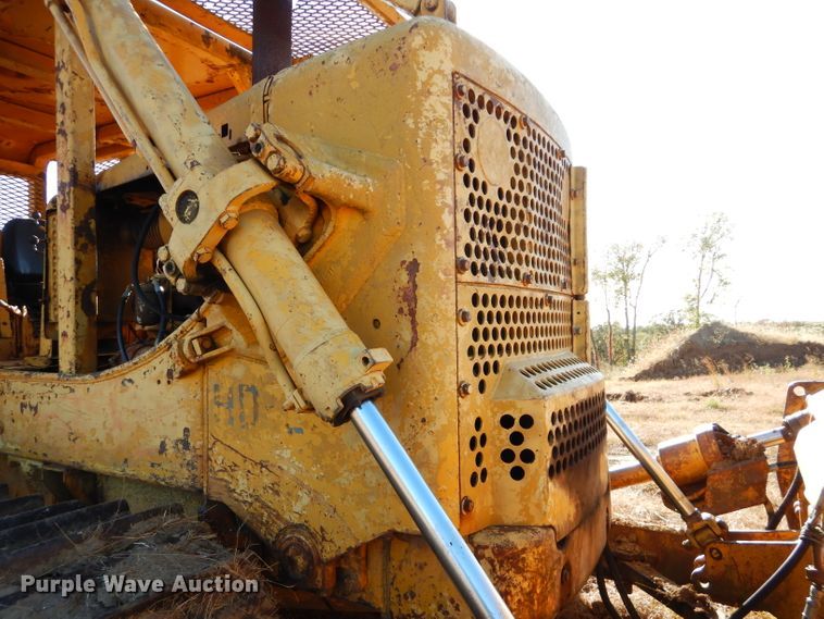 image for item DM0662 1964 Allis-Chalmers HD-21  dozer