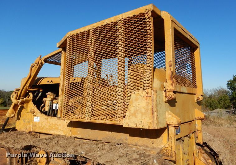 image for item DM0662 1964 Allis-Chalmers HD-21  dozer