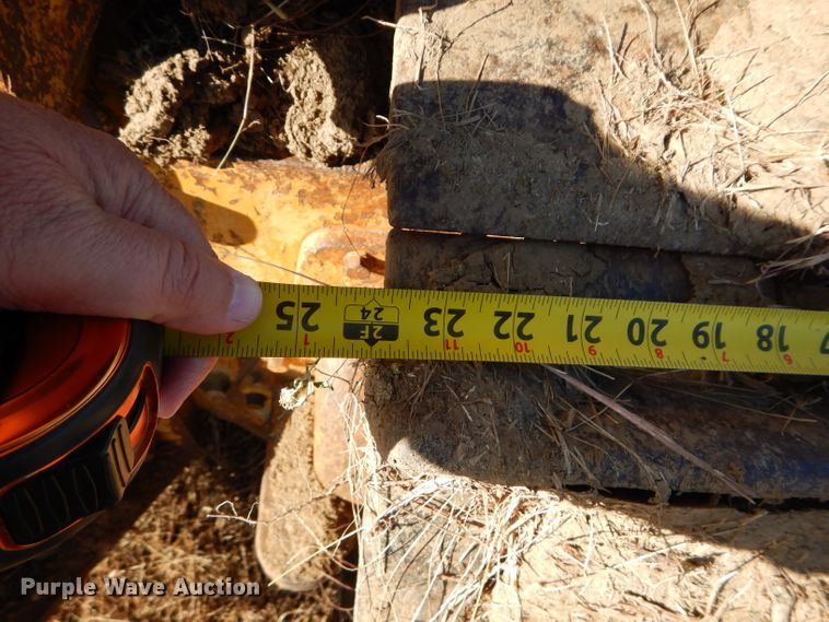 image for item DM0662 1964 Allis-Chalmers HD-21  dozer