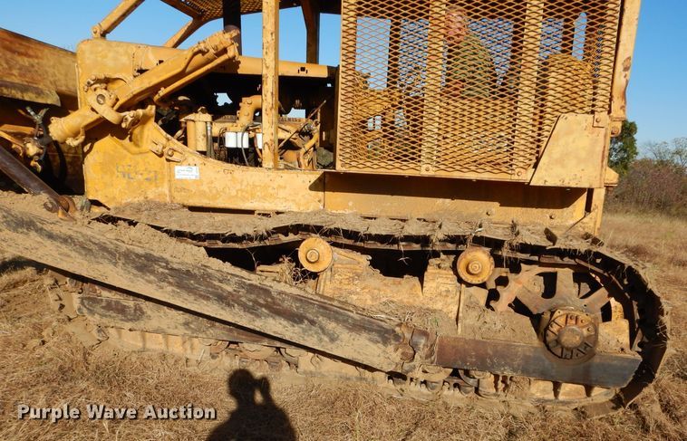 image for item DM0662 1964 Allis-Chalmers HD-21  dozer