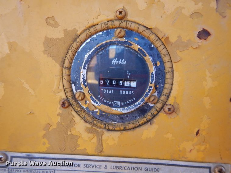 image for item DM0662 1964 Allis-Chalmers HD-21  dozer