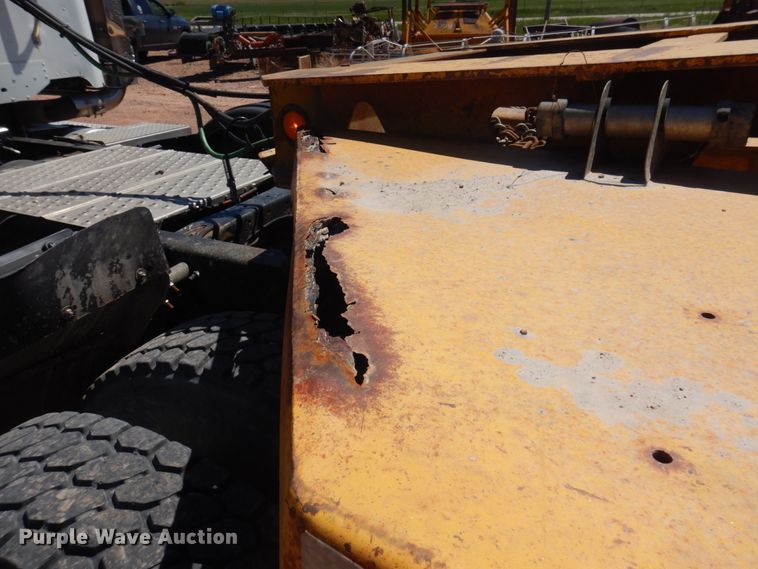 image for item DM5250 1990 Trail King  lowboy equipment trailer