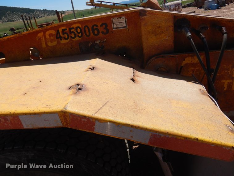 image for item DM5250 1990 Trail King  lowboy equipment trailer
