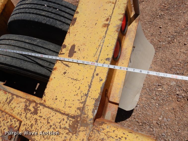 image for item DM5250 1990 Trail King  lowboy equipment trailer