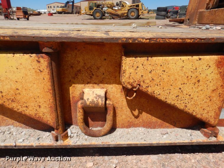 image for item DM5250 1990 Trail King  lowboy equipment trailer