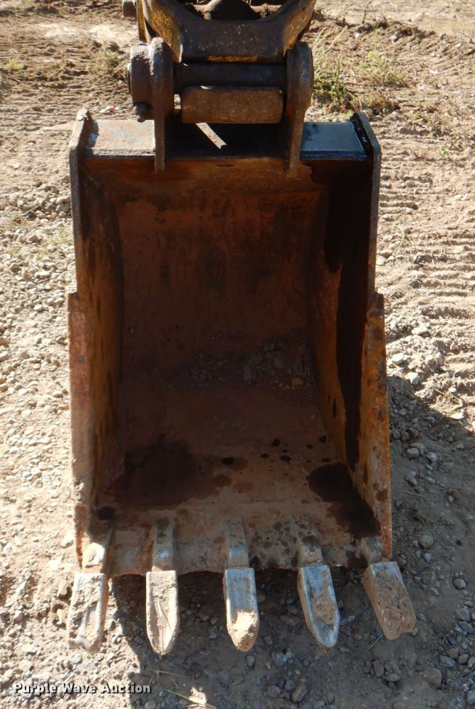 image for item DN6509 2006 Yanmar SV100  mini excavator