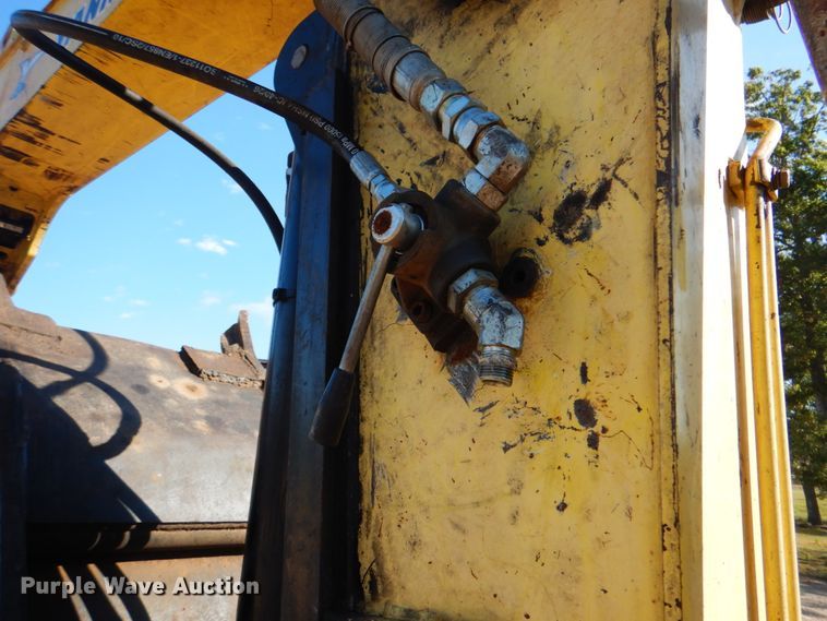 image for item DN6509 2006 Yanmar SV100  mini excavator