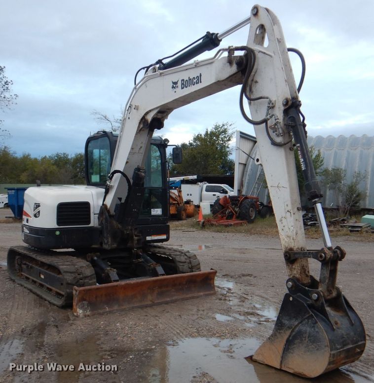 image for item DN6527 2016 Bobcat E85  mini excavator