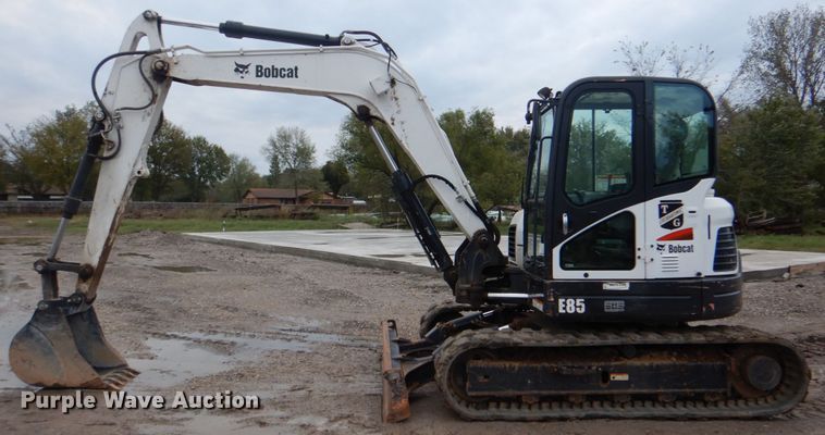 image for item DN6527 2016 Bobcat E85  mini excavator