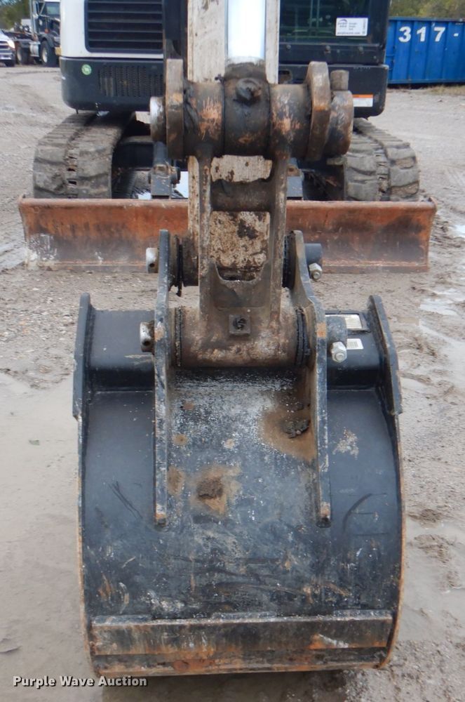 image for item DN6527 2016 Bobcat E85  mini excavator