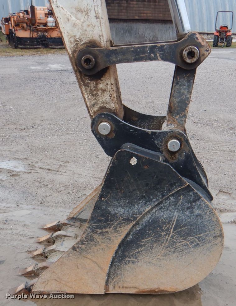 image for item DN6527 2016 Bobcat E85  mini excavator