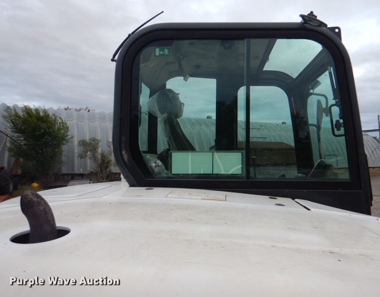 image for item DN6527 2016 Bobcat E85  mini excavator