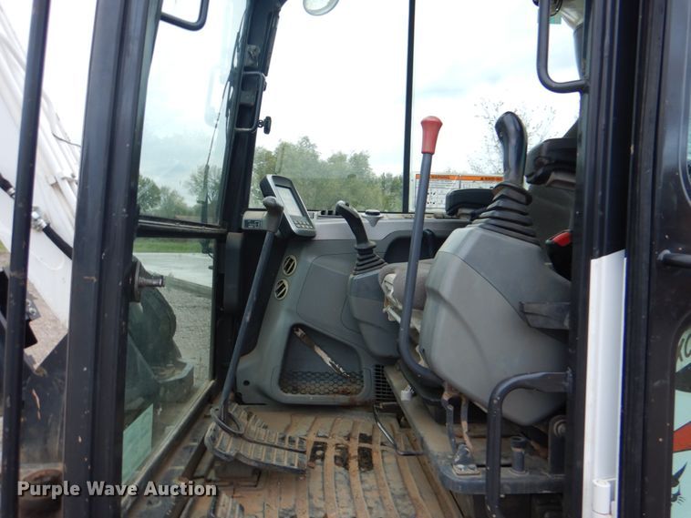 image for item DN6527 2016 Bobcat E85  mini excavator