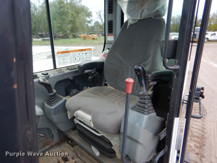 image for item DN6527 2016 Bobcat E85  mini excavator