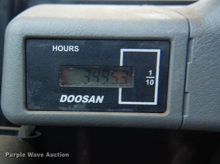 image for item DN6527 2016 Bobcat E85  mini excavator