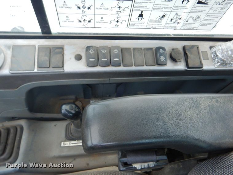 image for item DN6527 2016 Bobcat E85  mini excavator