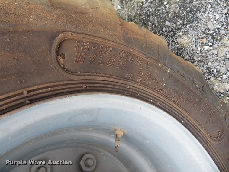 image for item DN7771 1999 Genie S-65  boom lift