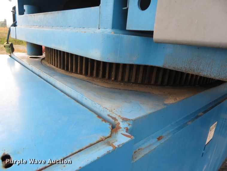 image for item DN7771 1999 Genie S-65  boom lift