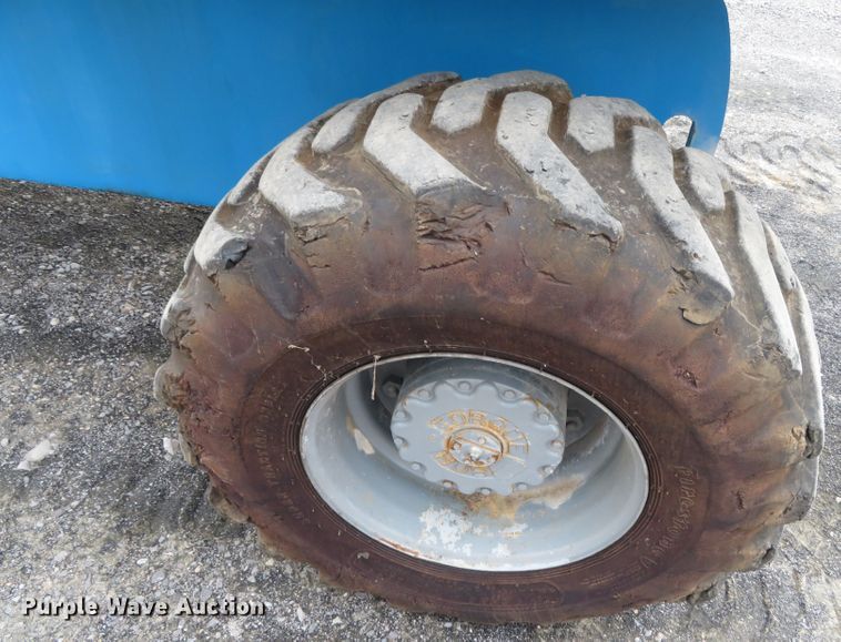 image for item DN7771 1999 Genie S-65  boom lift