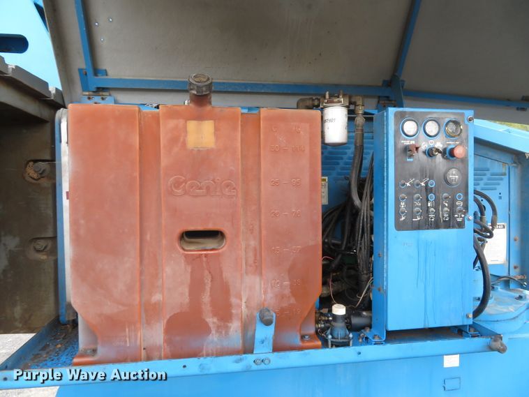 image for item DN7771 1999 Genie S-65  boom lift