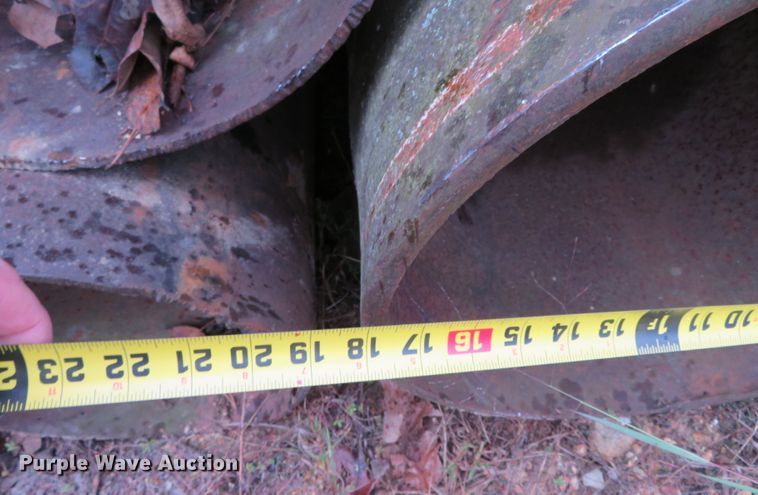 image for item DN7773 Tube piling