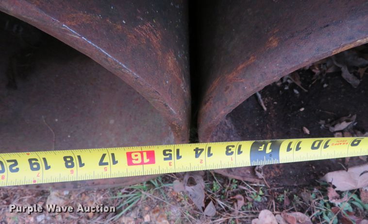 image for item DN7773 Tube piling