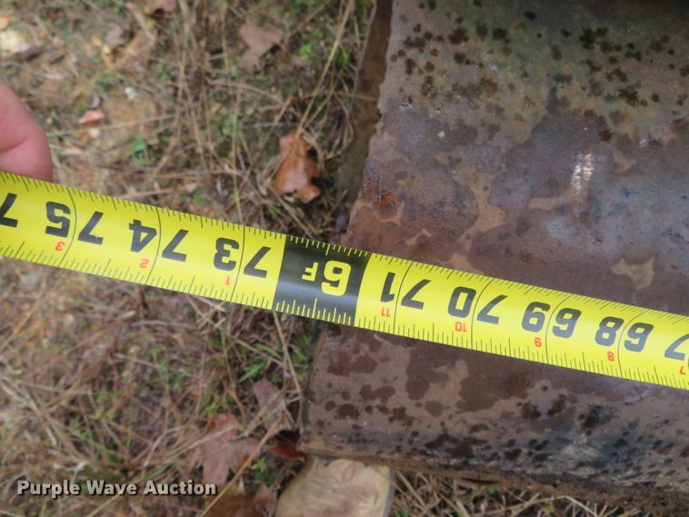 image for item DN7773 Tube piling